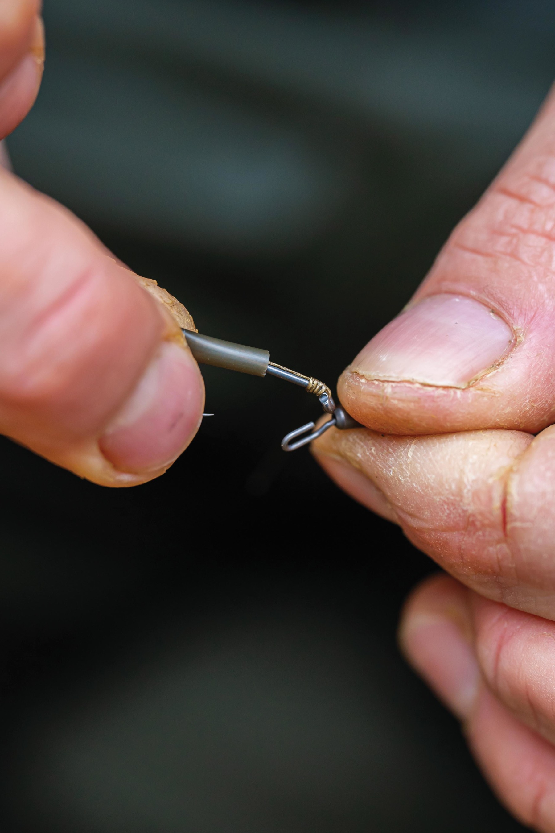 Attach the hook to the crook on your Spinner Swivel.