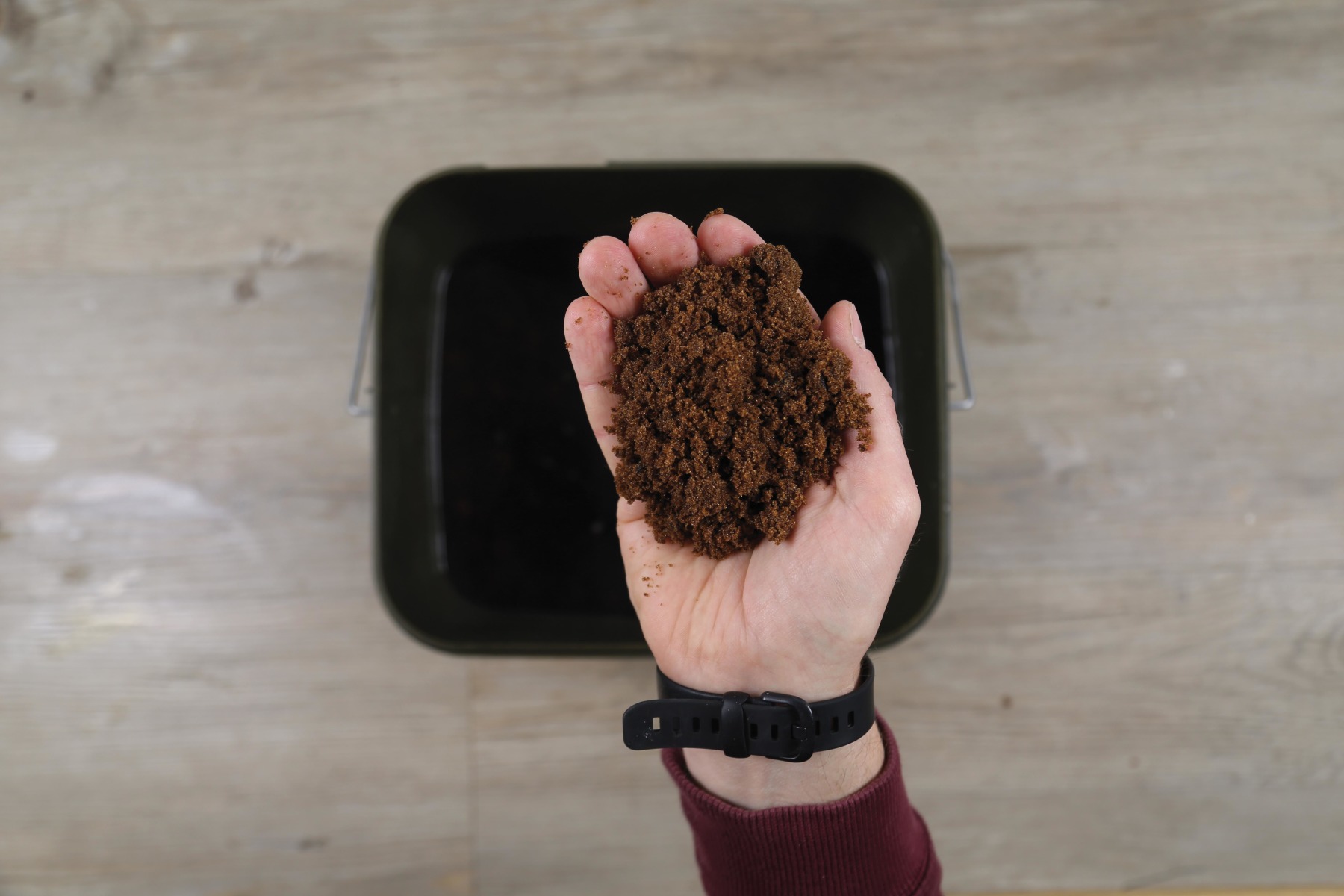 6. Add this to the hot tigers and stir in the sugar (the heat will melt it).